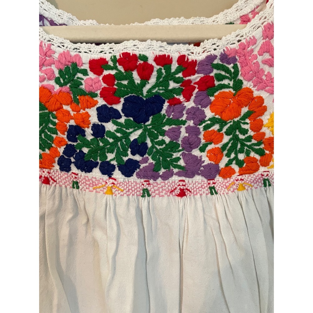 Mi Golondrina Flores Classic Embroidered Blouse Mexico White Floral Bird Size L - Picture 6 of 6